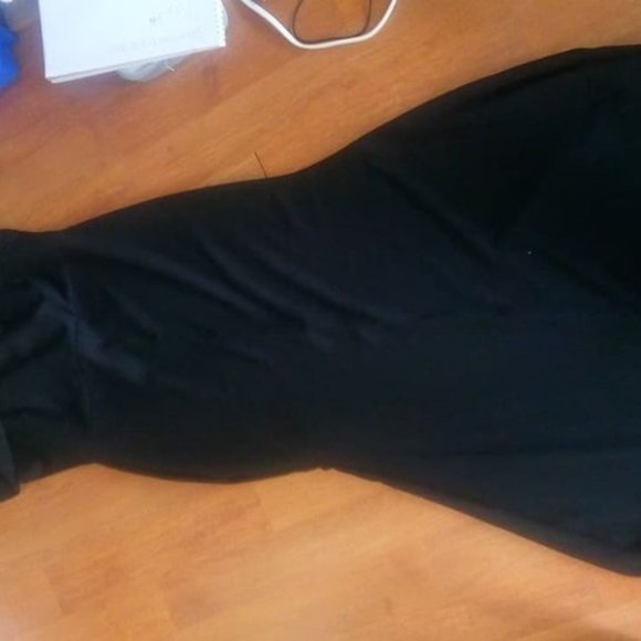 Black prom dress - Picture 2 of 2